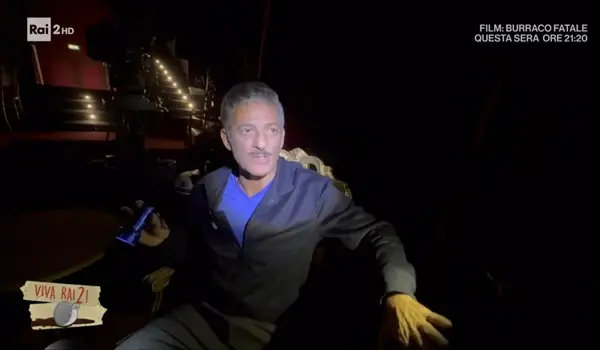 Fiorello ’sfotte’ Ballando con le Stelle