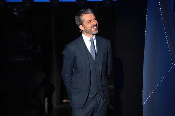 Luca Argentero ospite della terza puntata di C’è Posta Per Te