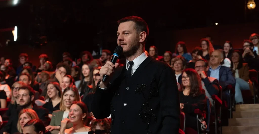 Alessandro Cattelan è sempre più Piero Chiambretti