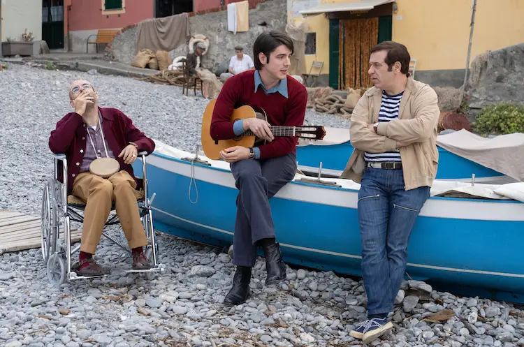 Villaggio e i suoi due amici