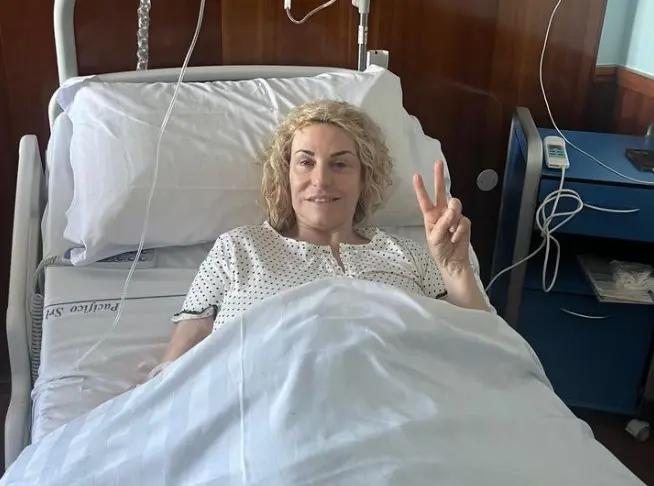 Antonella Clerici operata d’urgenza: «Ciao ovaie»