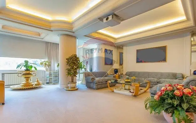 Raffaella Carrà: ancora invenduta la casa di Roma