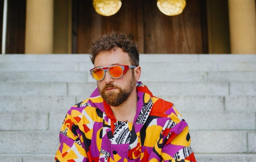 Canzoni Sanremo 2024 | «Onda alta» di Dargen D’Amico