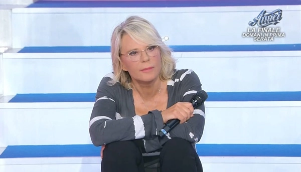 Maria De Filippi sbotta contro un cavaliere a Uomini e Donne: «E tu che ca*zo vuoi?»
