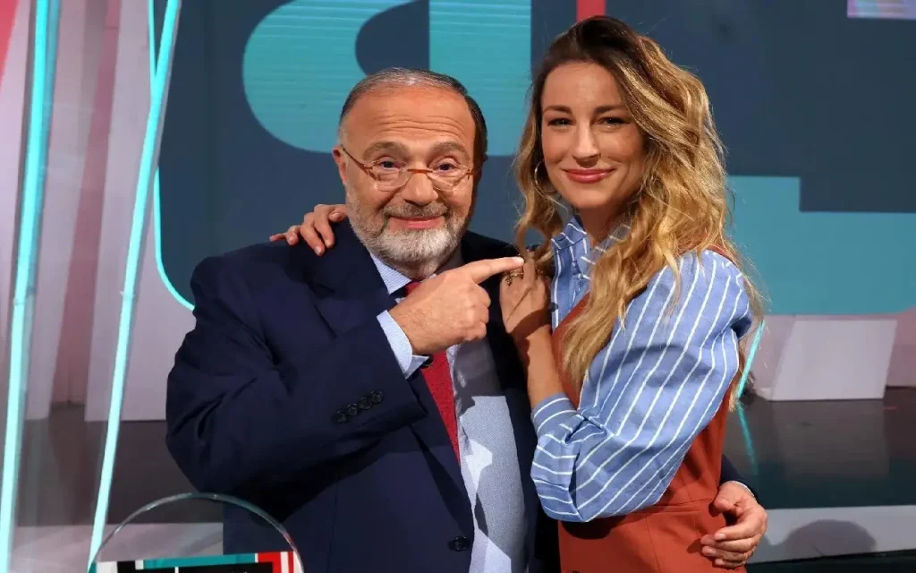 Massimo Bernardini ‘consegna’ a Mia Ceran Tv Talk