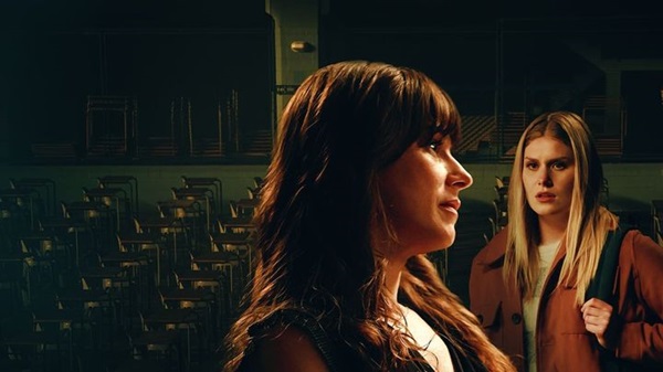 Tv8 trasmette per errore un film doppiato in italiano con sottofondo in inglese!