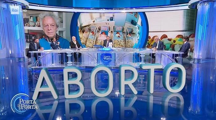 Porta a Porta, polemiche per la puntata sull’aborto con ospiti solo uomini