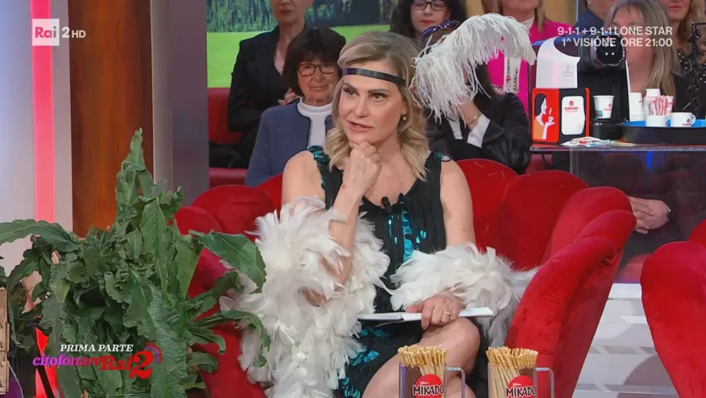 Simona Ventura in onda con una paresi facciale