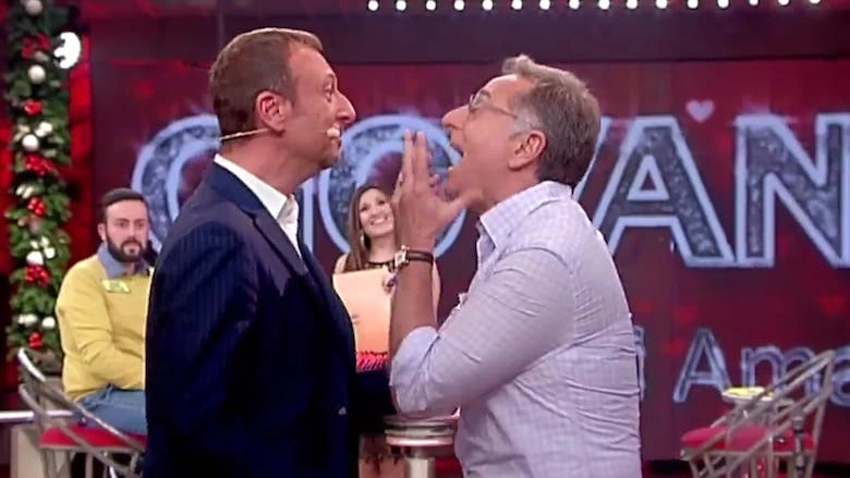 Bonolis punge Amadeus o rosica? Le frecciate a distanza