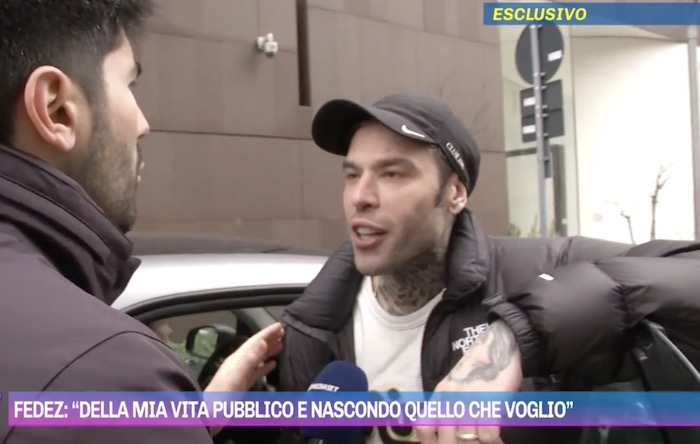 Fedez a Pomeriggio Cinque: «PM antimafia che non hanno un c***o da fare»