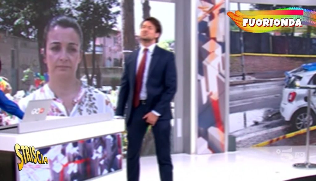 Giambruno, un fuorionda di Striscia lo ‘inguaia’