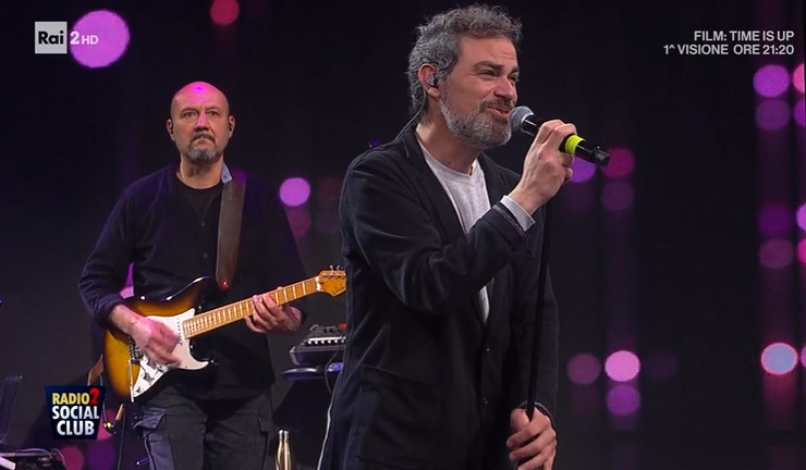 Rai2 sostituirà Fiorello con Binario 2