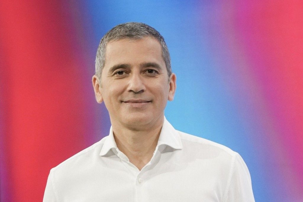 Dario Maltese al timone di Pomeriggio Cinque nelle festività