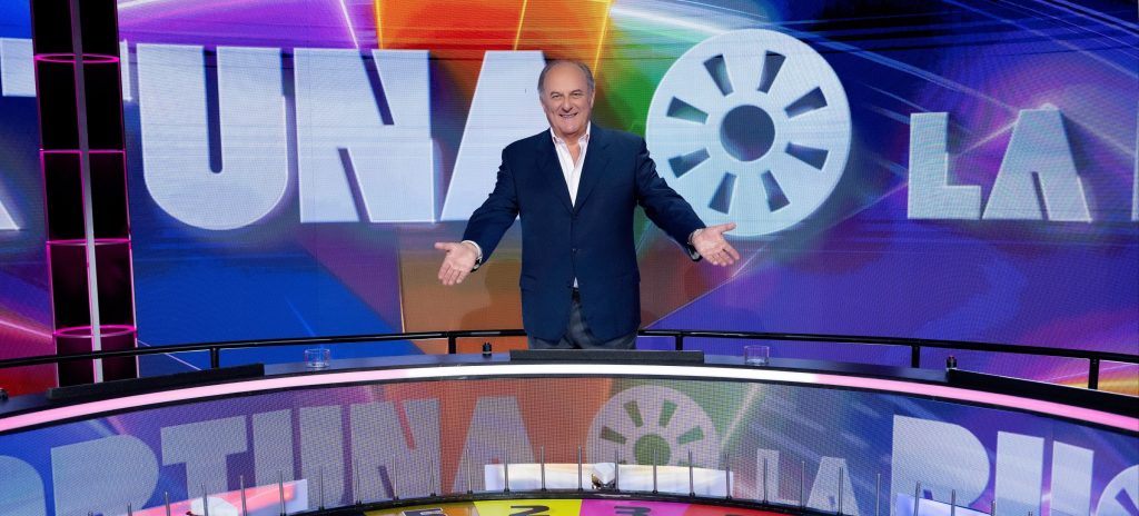 Gerry Scotti: “Stefano De Martino fa programmi più importanti di me”