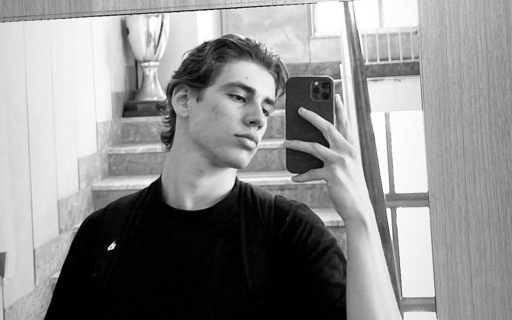 Manuele Velo è il nuovo “chiattillo” di Mare Fuori