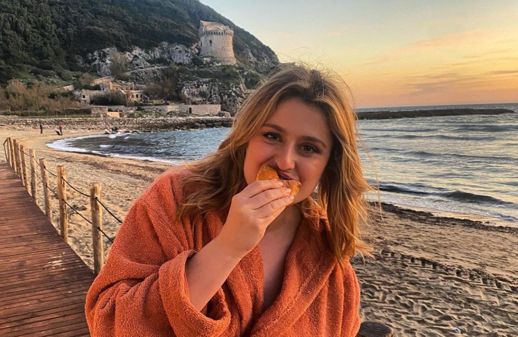 Michela Giraud sul Red Carpet della Marcuzzi su Prime Video