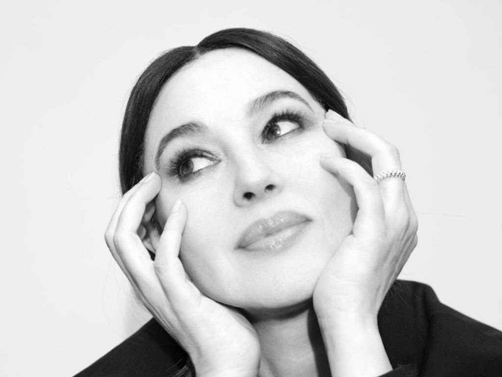 Programmi TV di stasera, domenica 26 novembre 2023