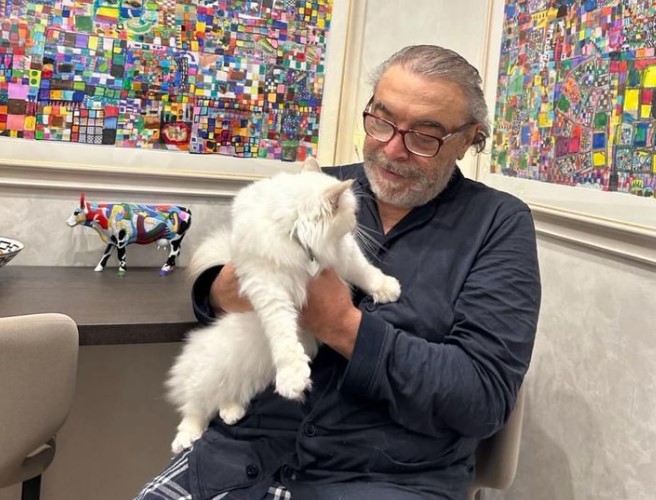 Nino Frassica indagato per la storia del gatto scomparso a Spoleto