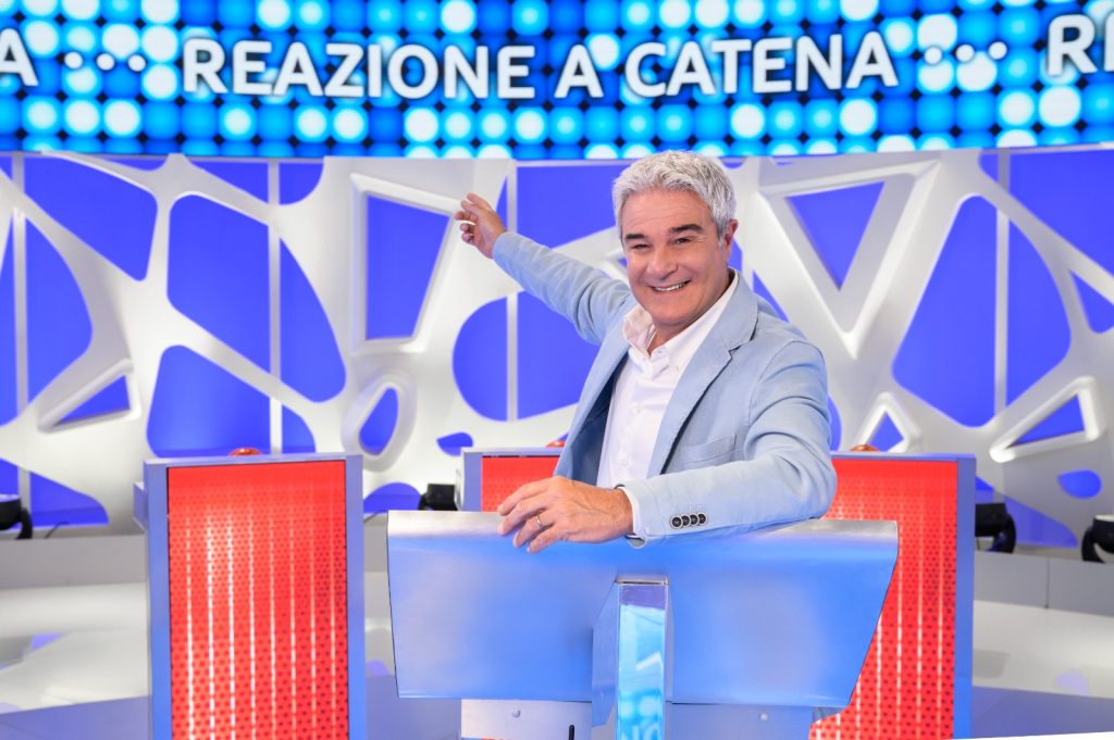 Reazione a Catena: edizione fastidiosa, ma Pino Insegno non c’entra