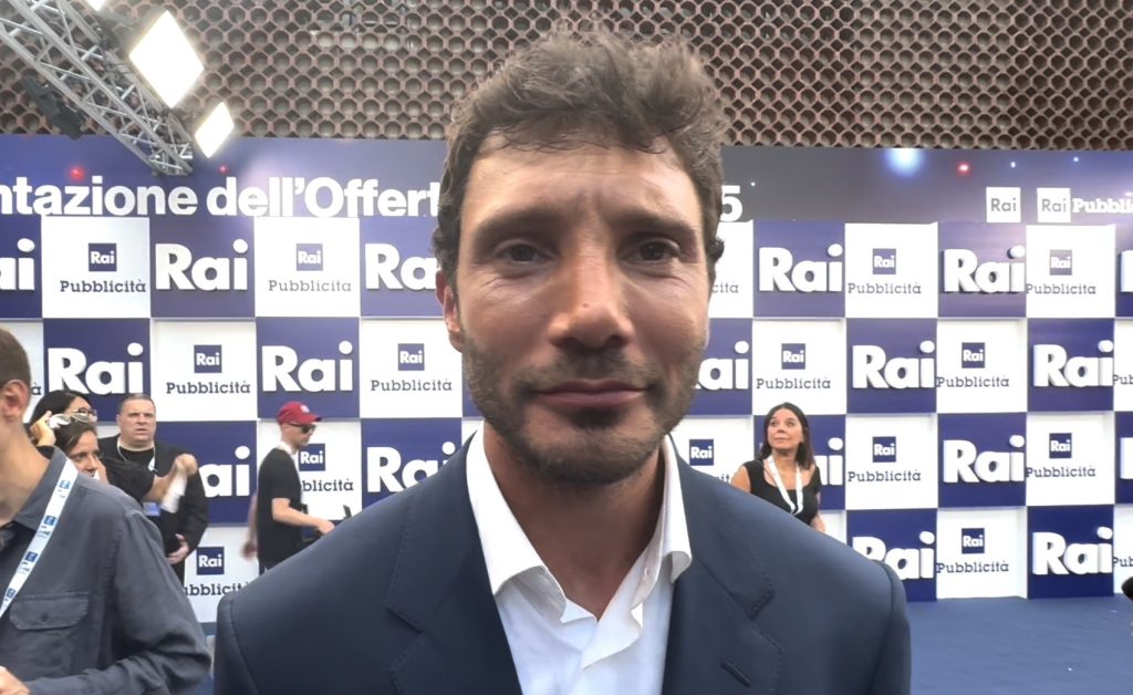 Stefano De Martino: “Quando Amadeus molla, io sono il suo supplente”