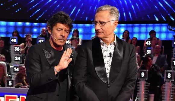 Ciao Darwin, Cecchi Paone (Scienza) vs Casella (Occulto)