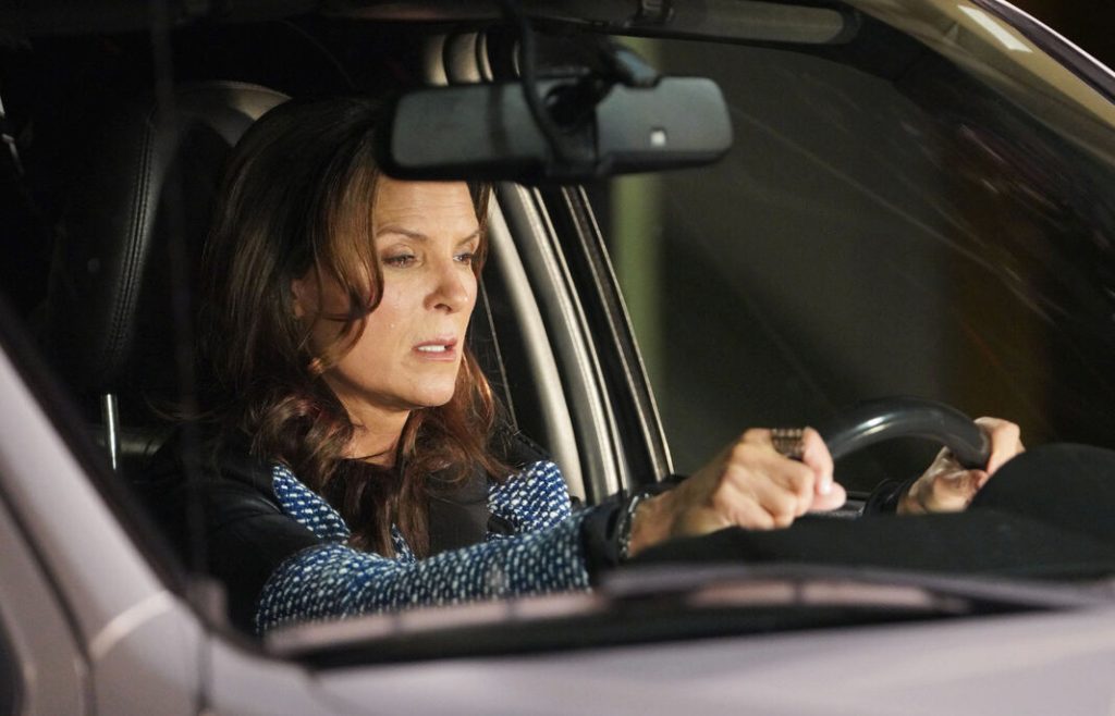 Beautiful, anticipazioni (4-10 agosto 2024): Sheila prima confessa, poi scappa buttandosi dal balcone