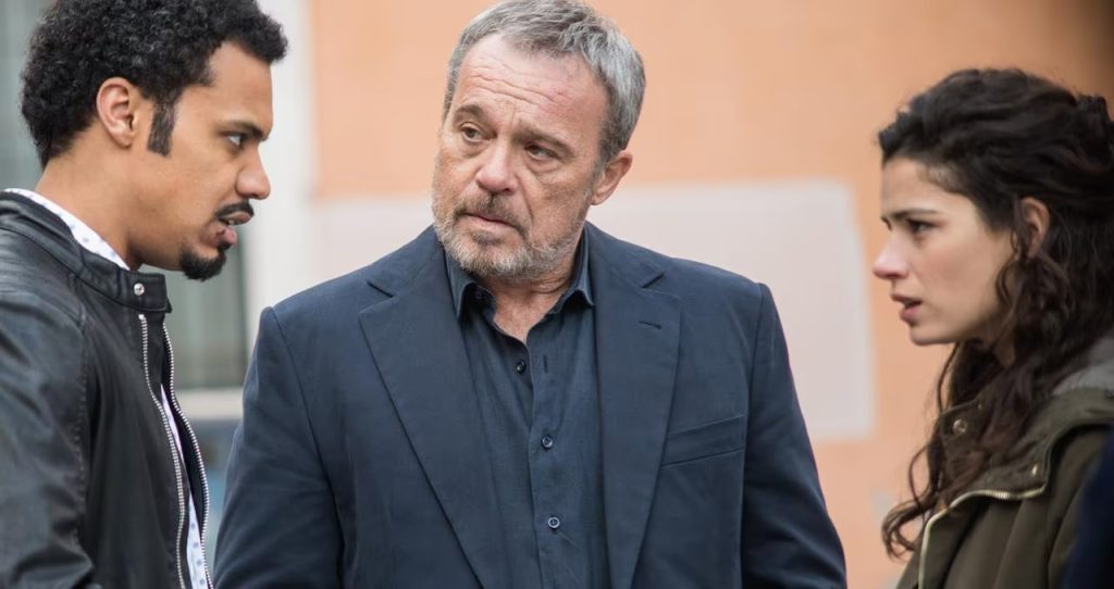 Ascolti TV | Lunedì 19 Agosto 2024. Vicini Nero a Metà (13.4%) e Zelig (14.3%)