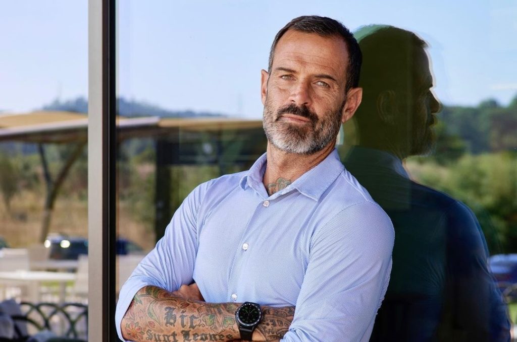 Palinsesti Real Time 2024/2025: Ascanio Pacelli conduce The Golden Bachelor