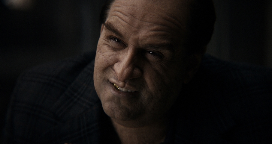 Colin Farrell è The Penguin nella nuova serie Sky