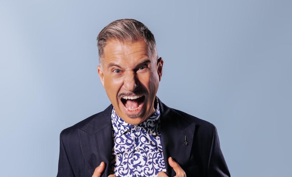 Gabriele Corsi fuori da Domenica In