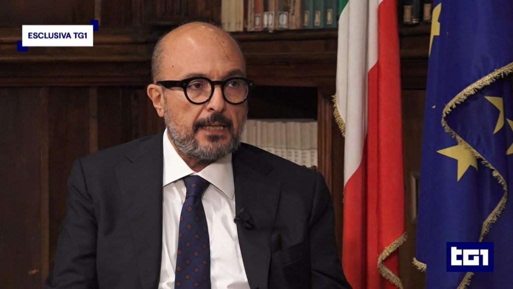 Sangiuliano lascia di nuovo la Rai per la politica: Fratelli d’Italia lo candida in Campania