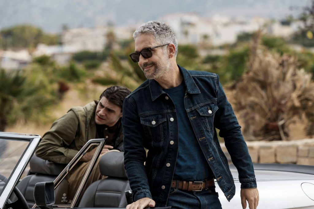 Ci volevano I Fratelli Corsaro per svecchiare Beppe Fiorello