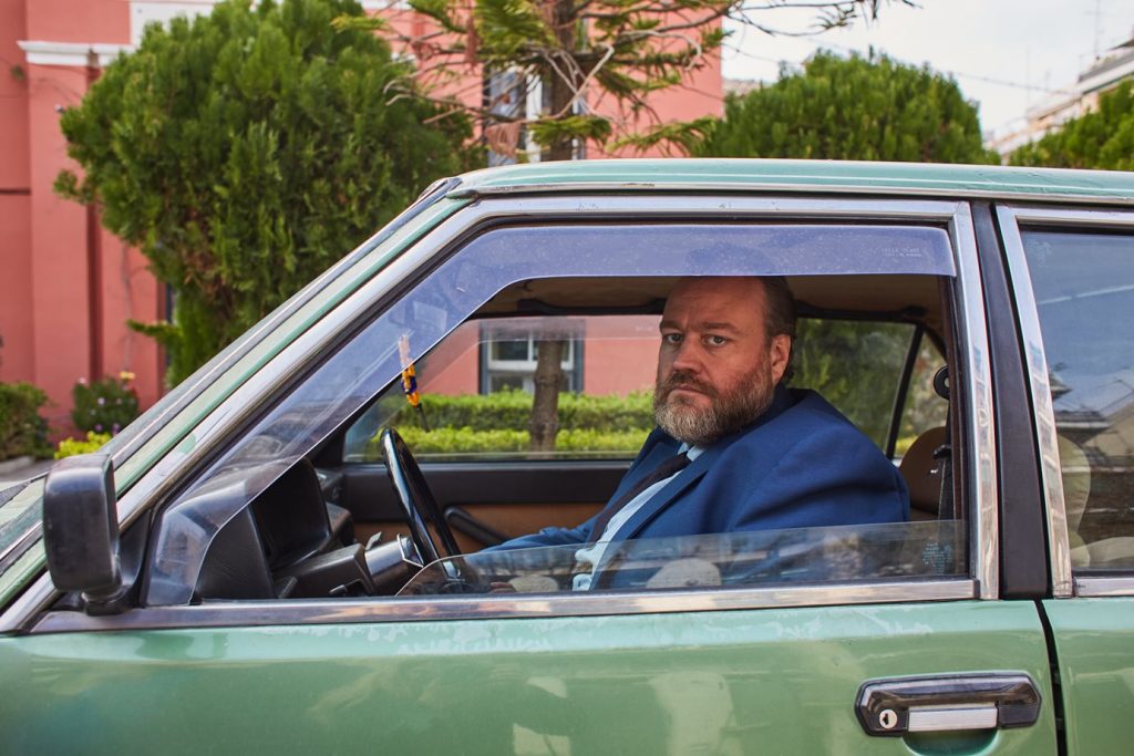 Kostas: trama di tutte le puntate e ascolti