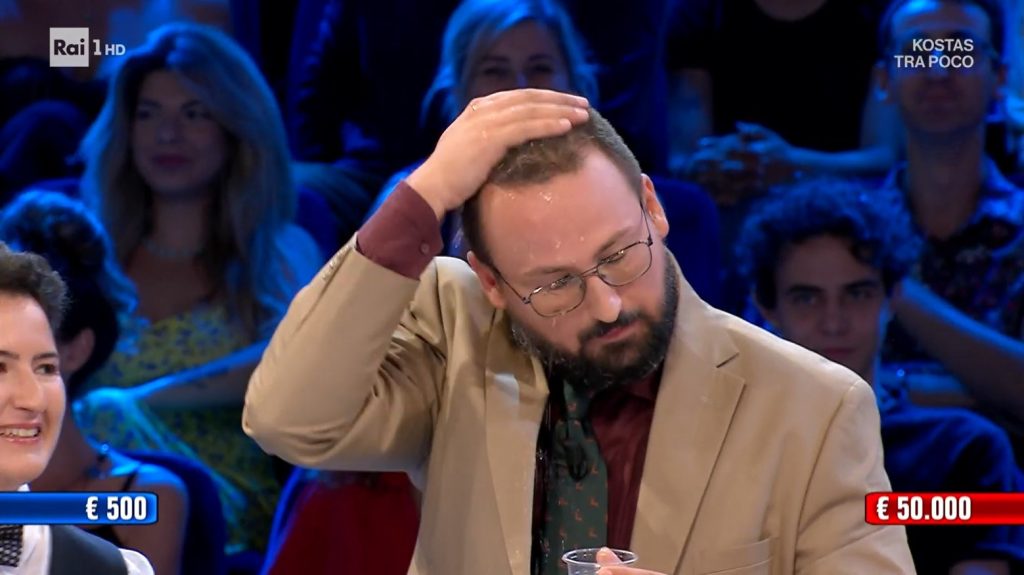 Partita surreale ad Affari Tuoi con Tony della  Calabria