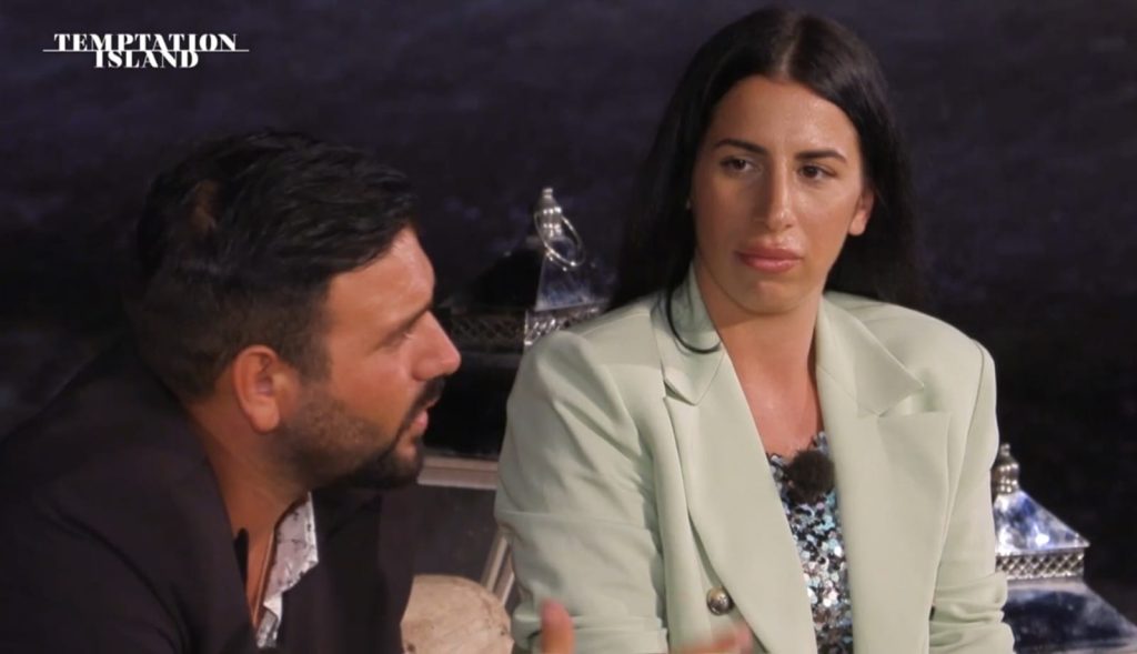 Temptation Island 12, diretta sesta puntata: scoppiano tre coppie