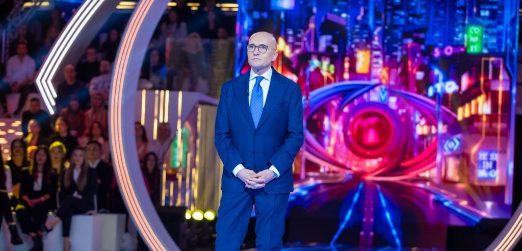 Grande Fratello via dal sabato sera