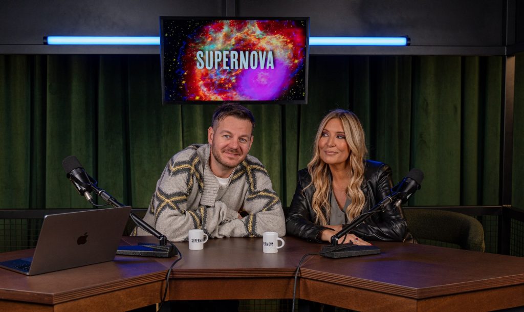 Selvaggia Lucarelli ospite di Alessandro Cattelan. Ecco cosa ha detto su Formigli e Bruganelli