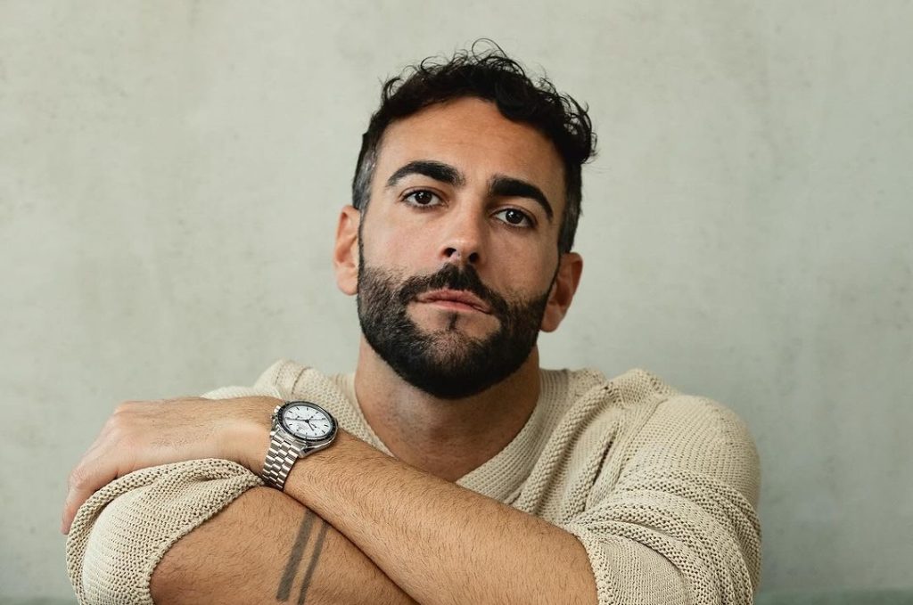 La TV spoilera il nuovo singolo di Marco Mengoni