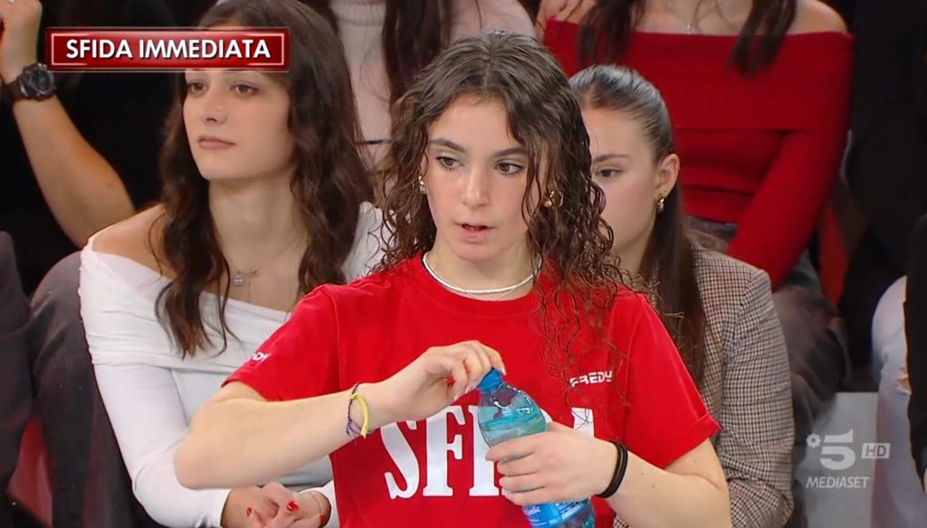 Amici 24, diretta tredicesima puntata: Giorgia batte Teodora ed entra nella scuola