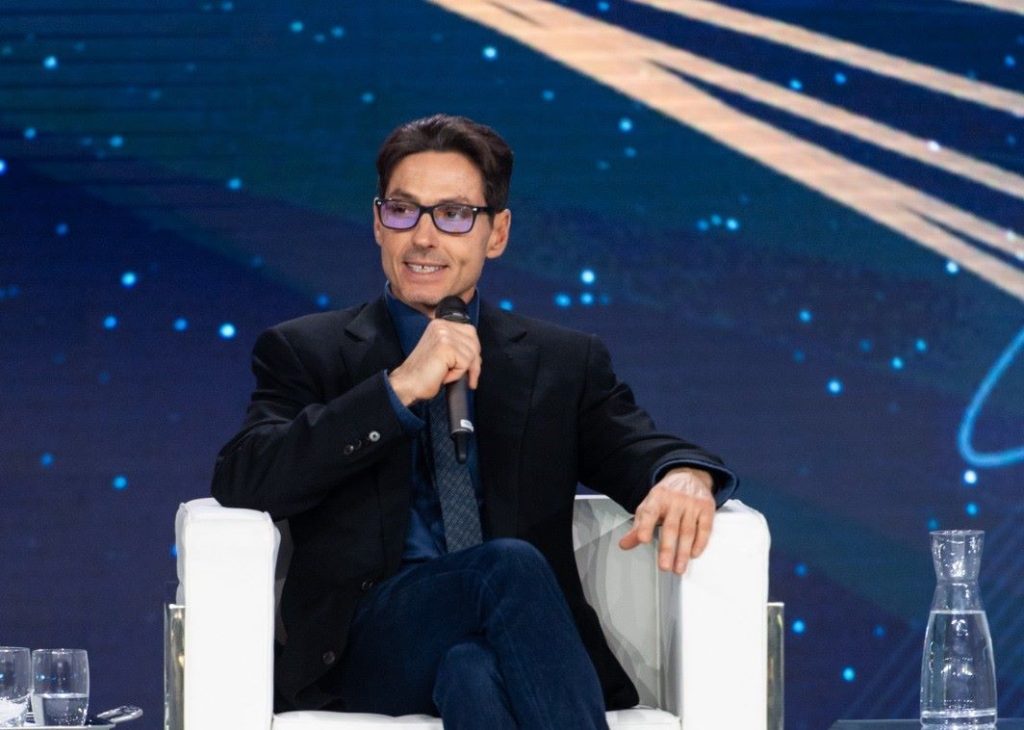 Pier Silvio Berlusconi: “Da italiano mi auguro che Sanremo rimanga in Rai”