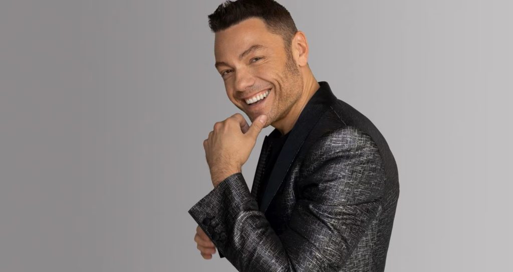 Sanremo 2025: Tiziano Ferro e Blanco ci saranno ma come autori