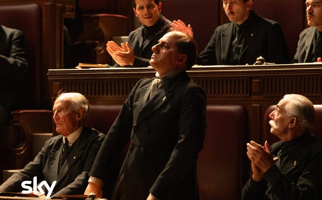 M – Il figlio del Secolo: tutte le foto