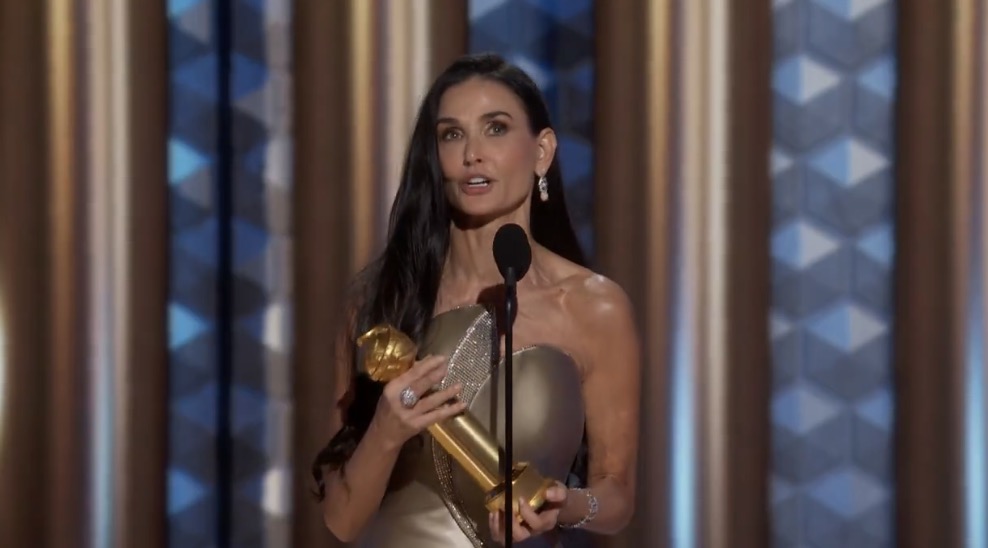 Il discorso di Demi Moore ai Golden Globe: “Mi dissero che ero un’attrice da popcorn. Pensavo che non avrei mai avuto un premio”