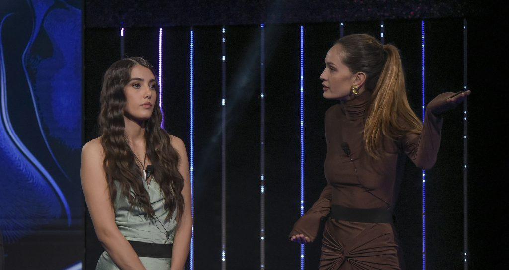 Grande Fratello, televoto fuori controllo in mano a fanbase tossiche