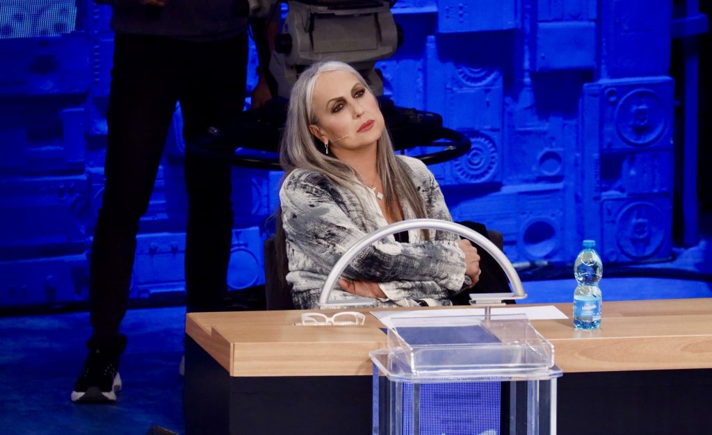 Amici 2025, diretta diciottesima puntata. De Filippi: “Alessandra Celentano sarà al Dopofestival”