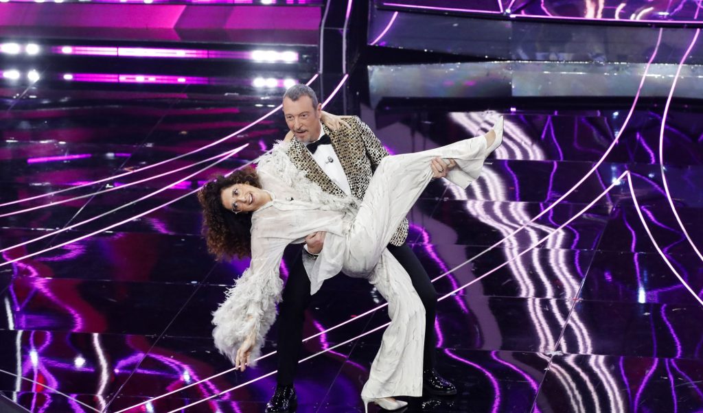 Ascolti Sanremo Story: tutti i dati auditel delle terze serate