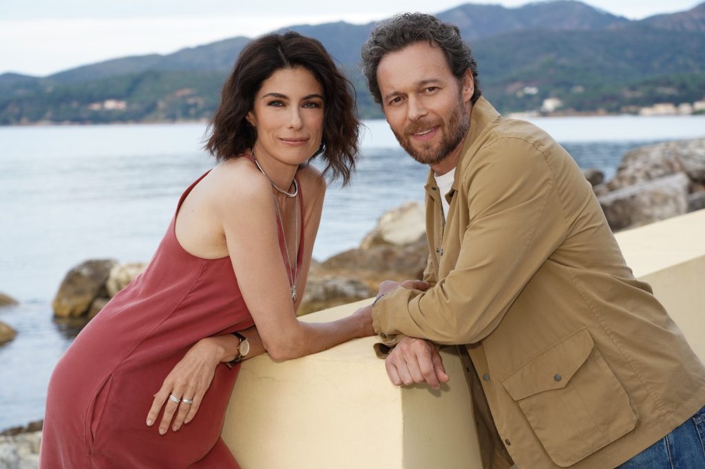 Le Onde del Passato: tutti i personaggi