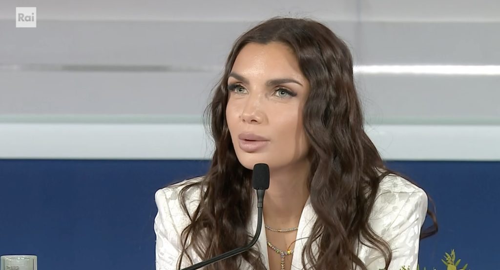 Amarcord è la canzone scartata da Elettra Lamborghini per Sanremo