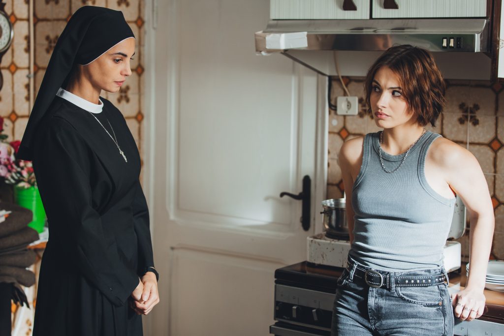 Ascolti TV Total Audience | Giovedì 17 Aprile 2025. Che Dio ci Aiuti (+53K e +38K) passa dal 20.51-21.34 al 20.58-21.31%