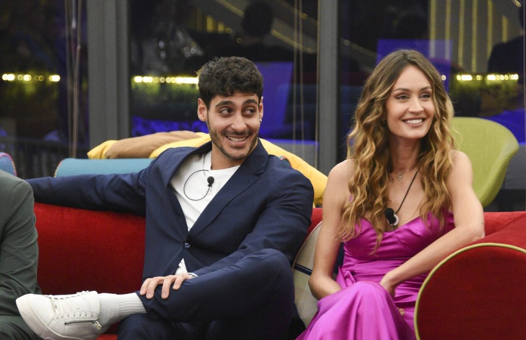 Al Grande Fratello scoppia anche l’ultima coppia rimasta